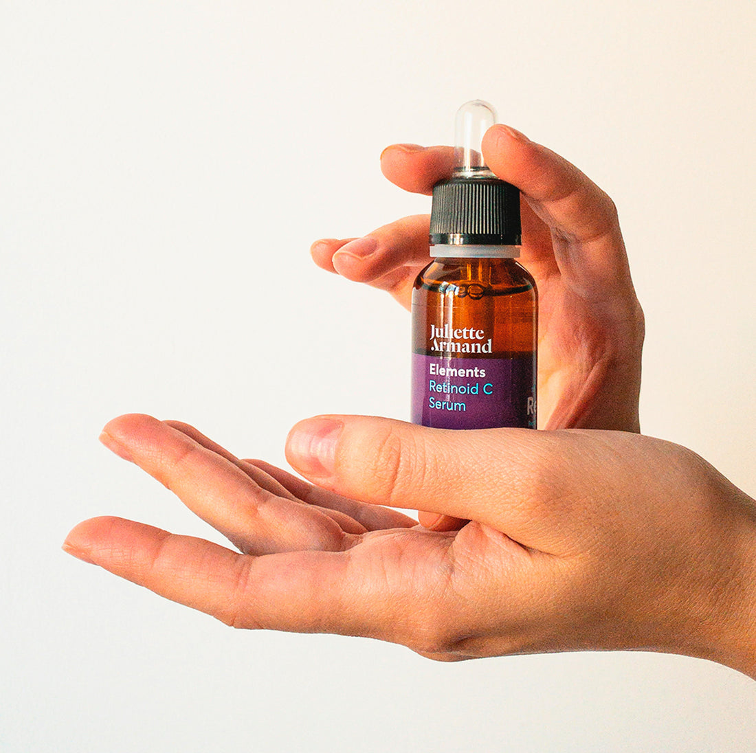 Why Vitamin C Serum is a Must-Have for Your Beauty Routine