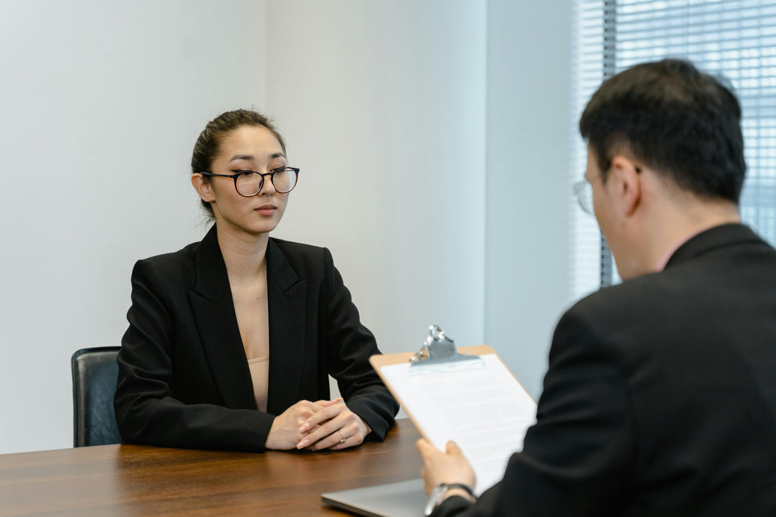 A Comprehensive Guide to Interview & Professional Looks